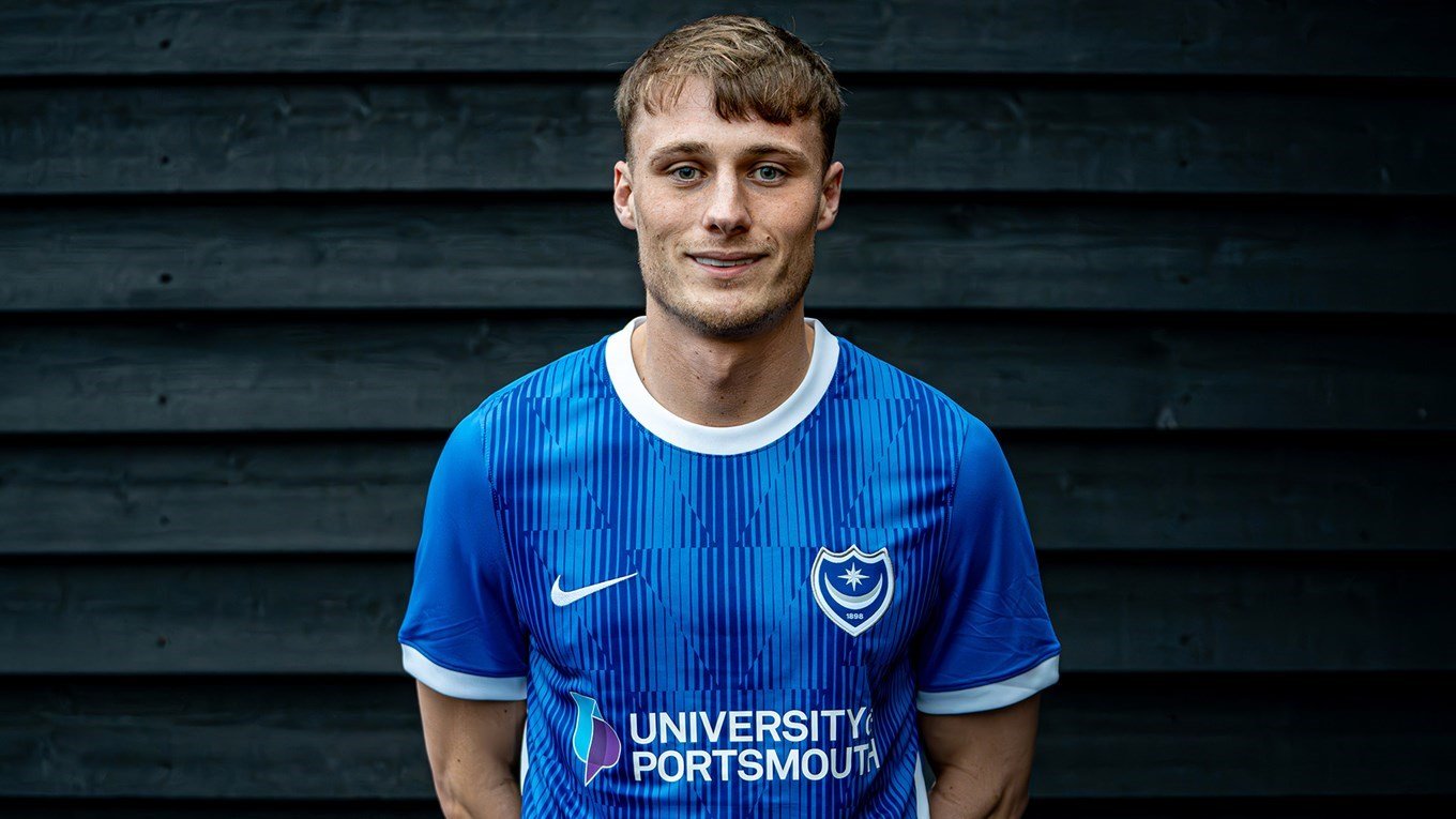 Owen Moxon signs for Pompey